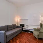 Menotti Apartment - Brescia City - By Host4U