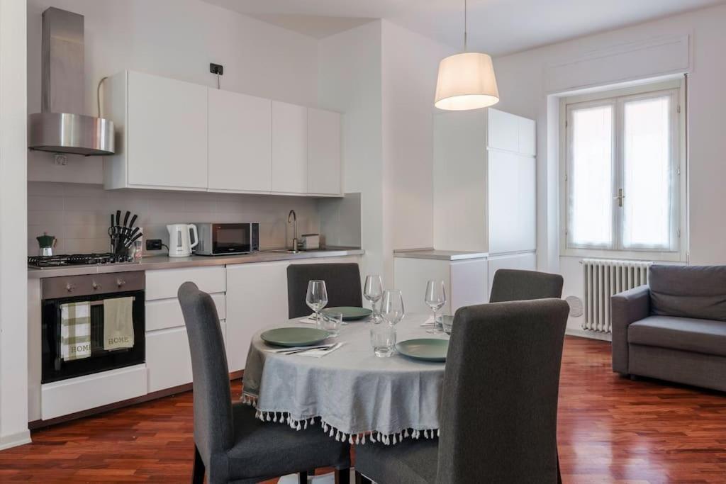 Menotti - - By Host4u Appartement Brescia